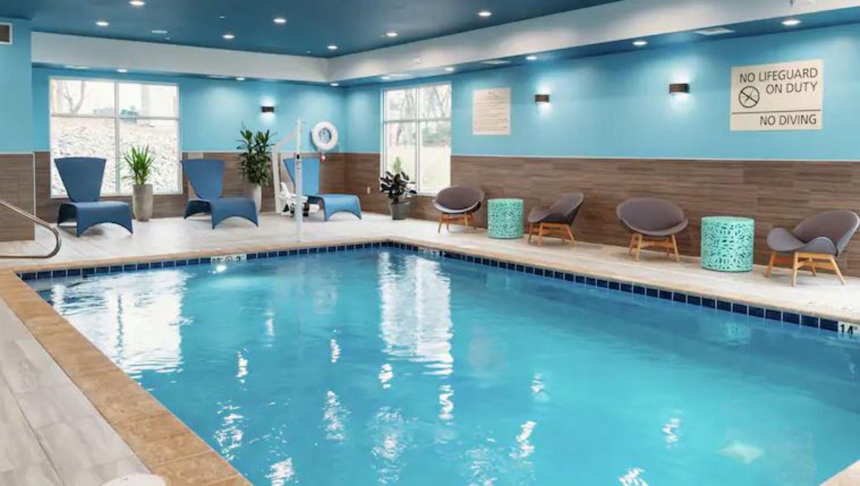 Hampton Inn Newark Airport Екстериор снимка