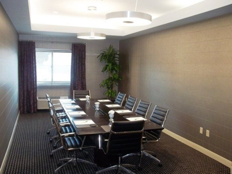 Hampton Inn Newark Airport Екстериор снимка